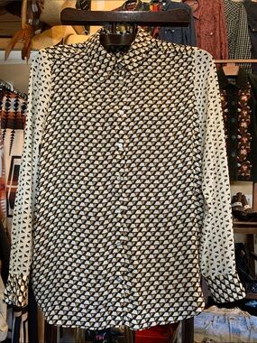Rose & Olive Black and White Geometric Button-Down Shirt
